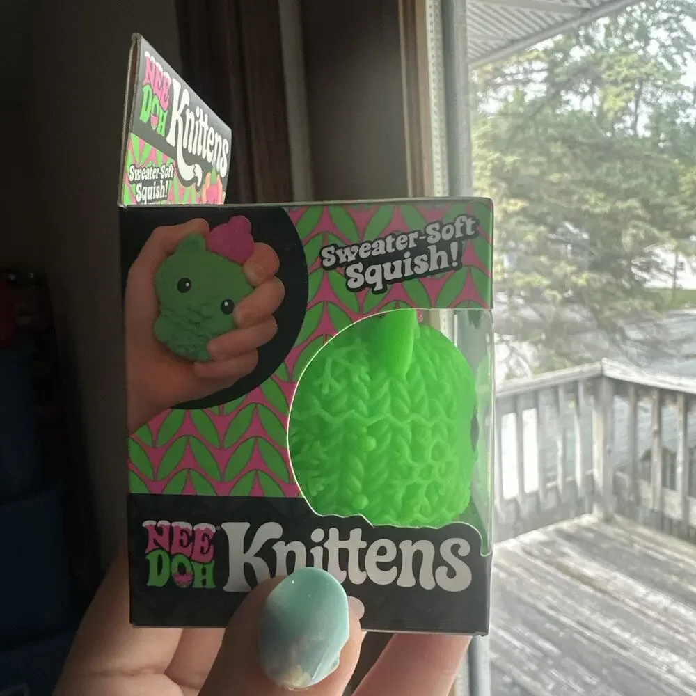 Schylling NeeDoh Christmas Sweater Knittens Green Kitty Squishy ULTRA RARE
